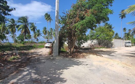Beachfront lot Portillo: 9,000  m2