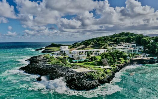 Cliff villa