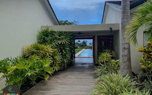 Oceanview marina villa